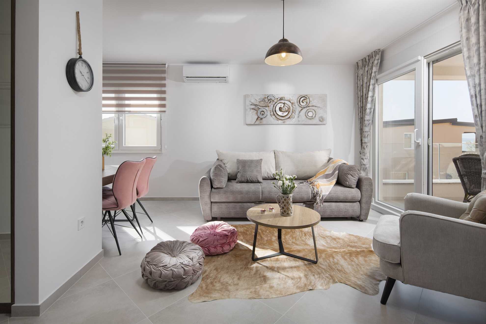 Luxorious apartment with sea view | just 30 m from beach | ideal for 2-4 persons