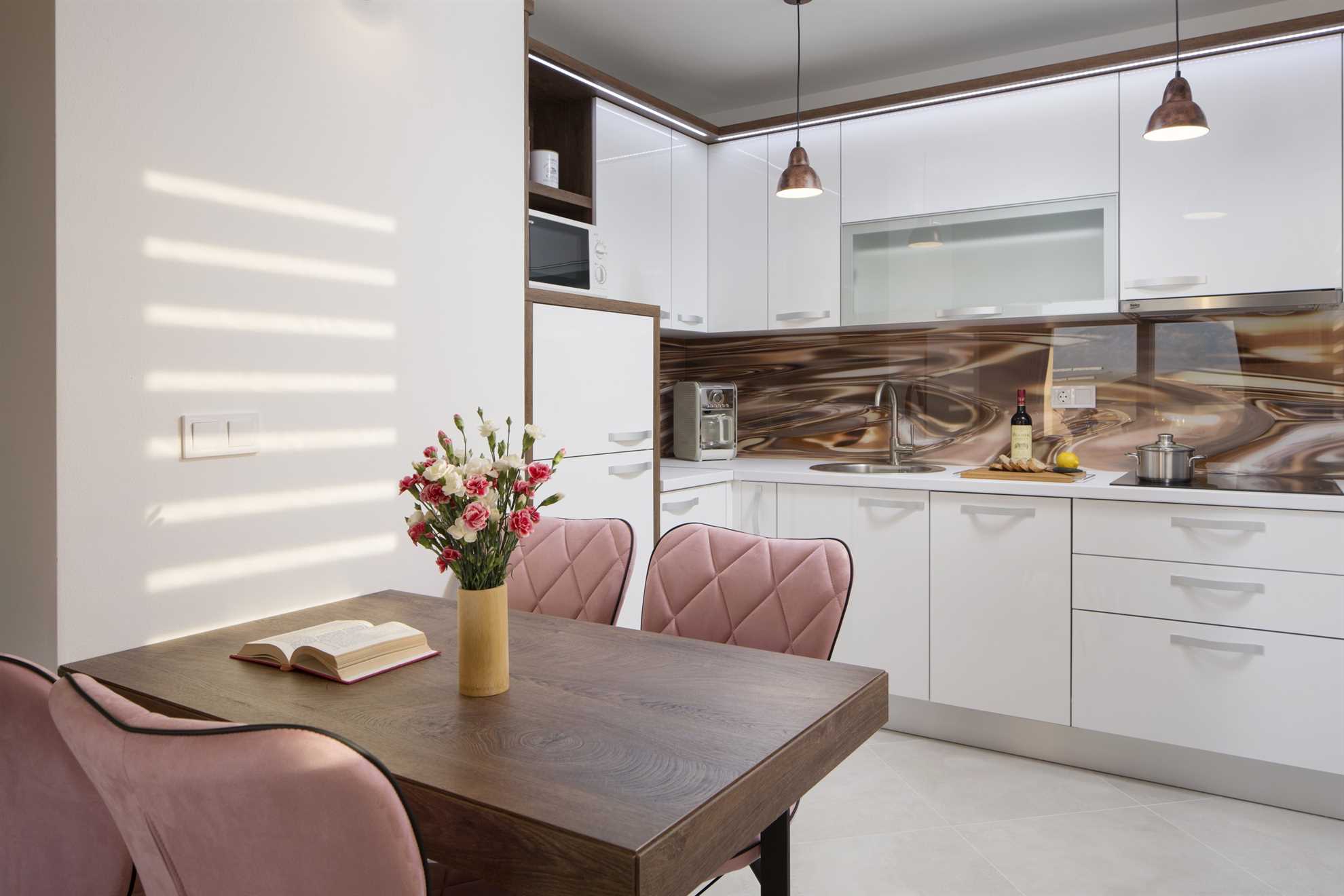 30 m from beach | luxorious apartment for 4 persons | with sea view