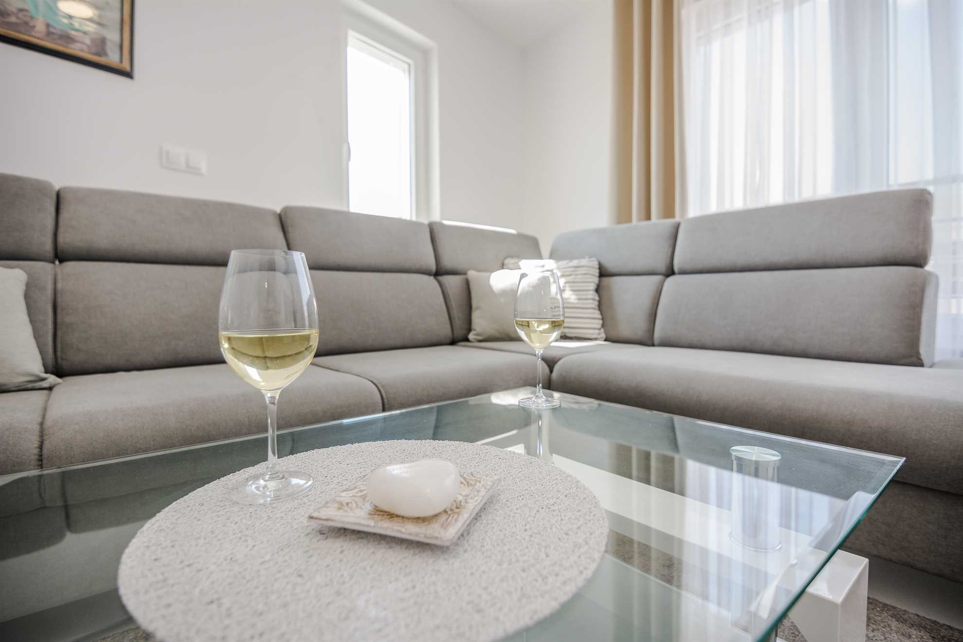 Ferienwohnung für 4-6 Personen | teilweise Meerblick | ruhige Lage
