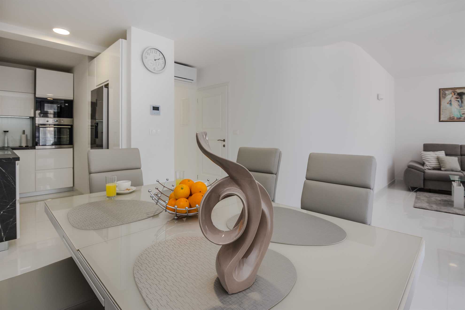 Ferienwohnung für 4-6 Personen | teilweise Meerblick | ruhige Lage