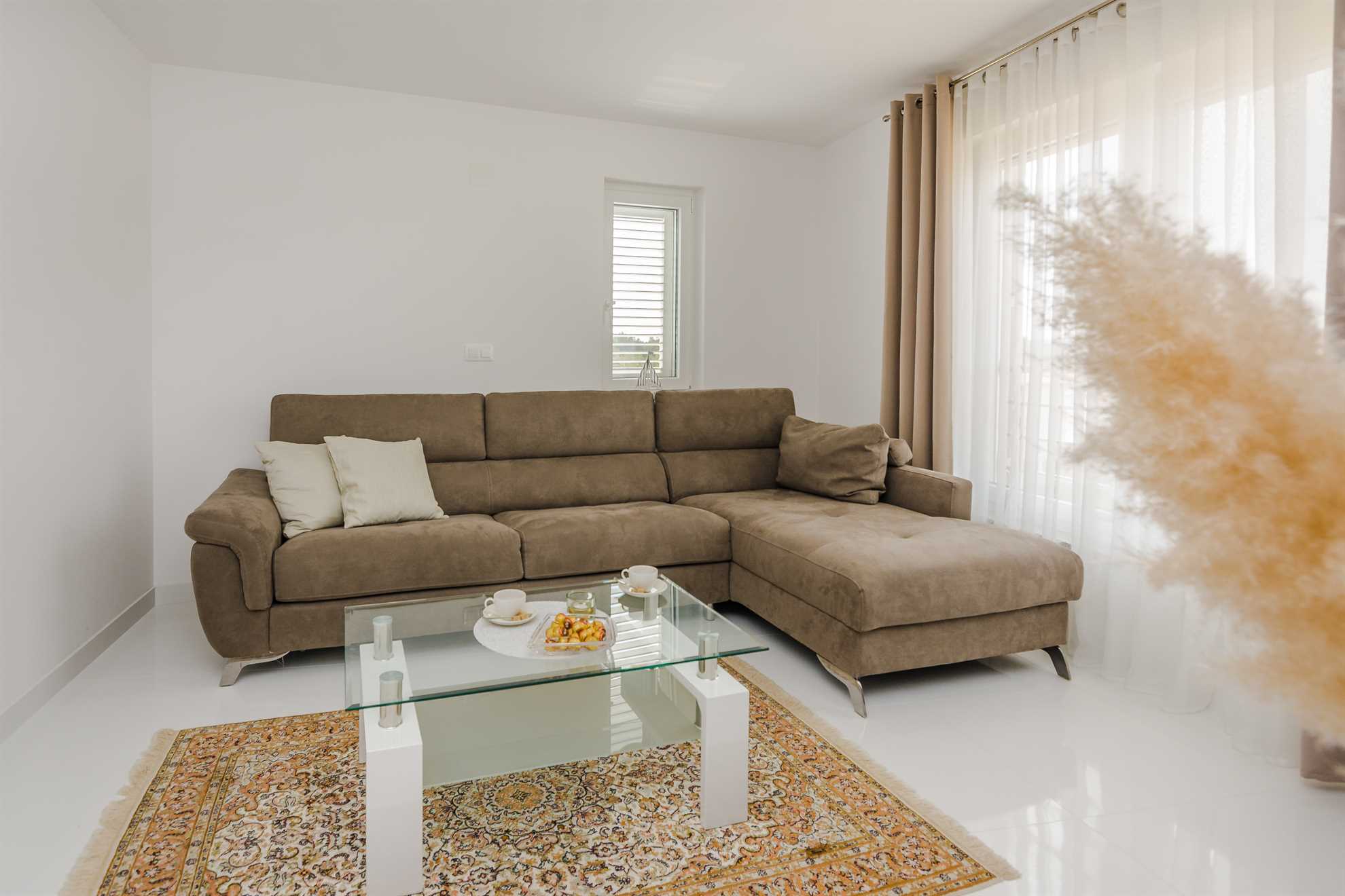 Apartment with two bedrooms | 250 m from the sea | partial sea view