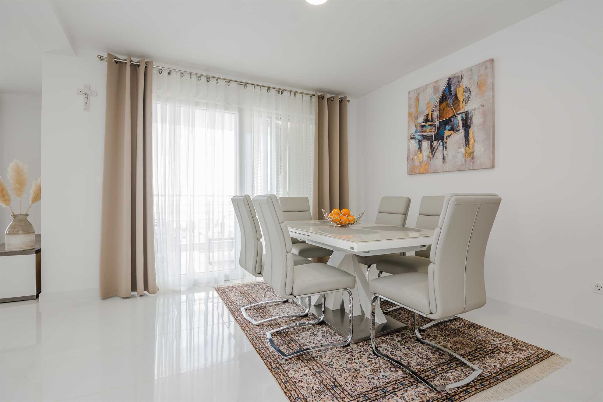 Apartment with two bedrooms | 250 m from the sea | partial sea view