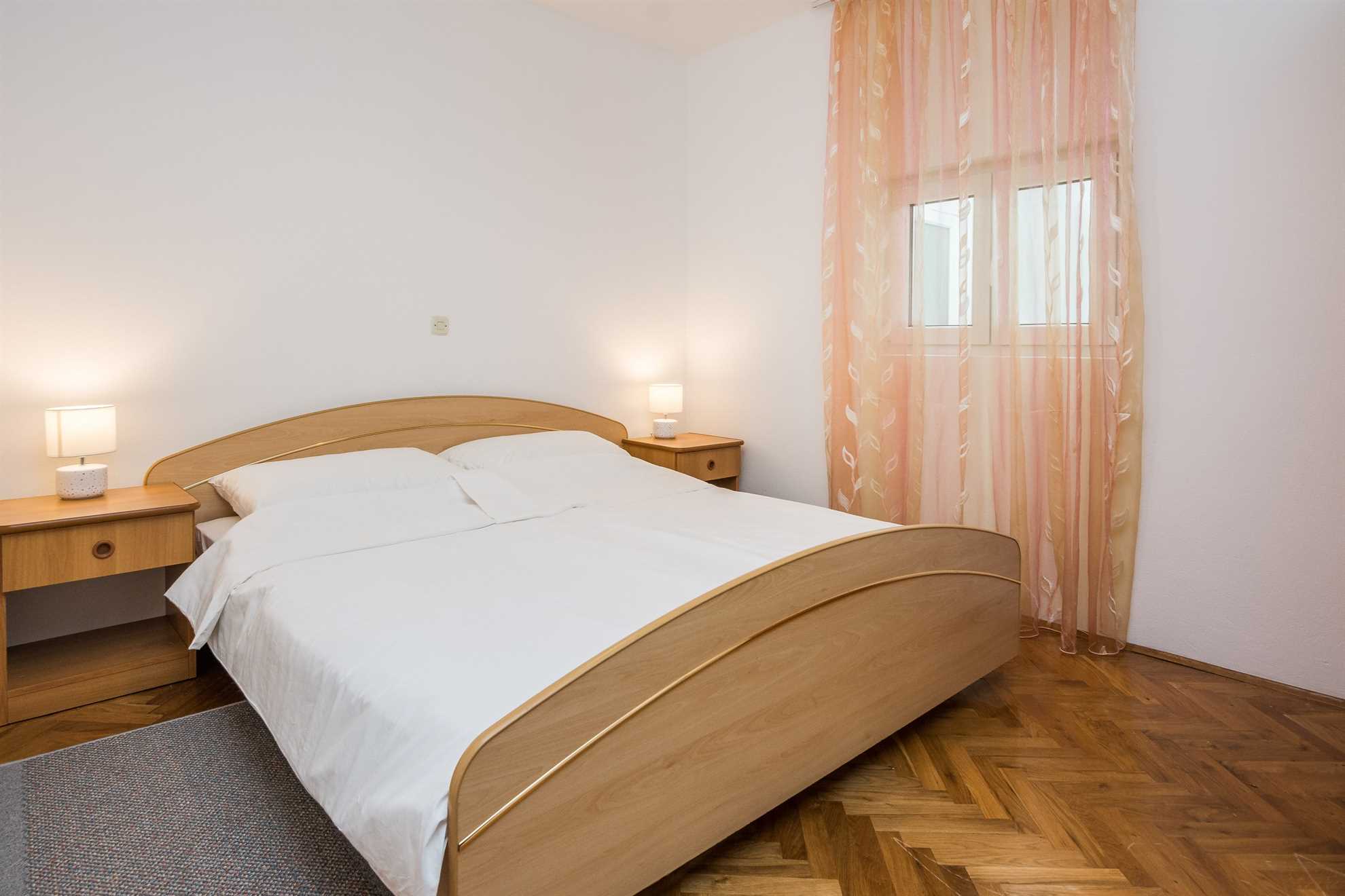 Ideal for 4 persons | Partial sea view