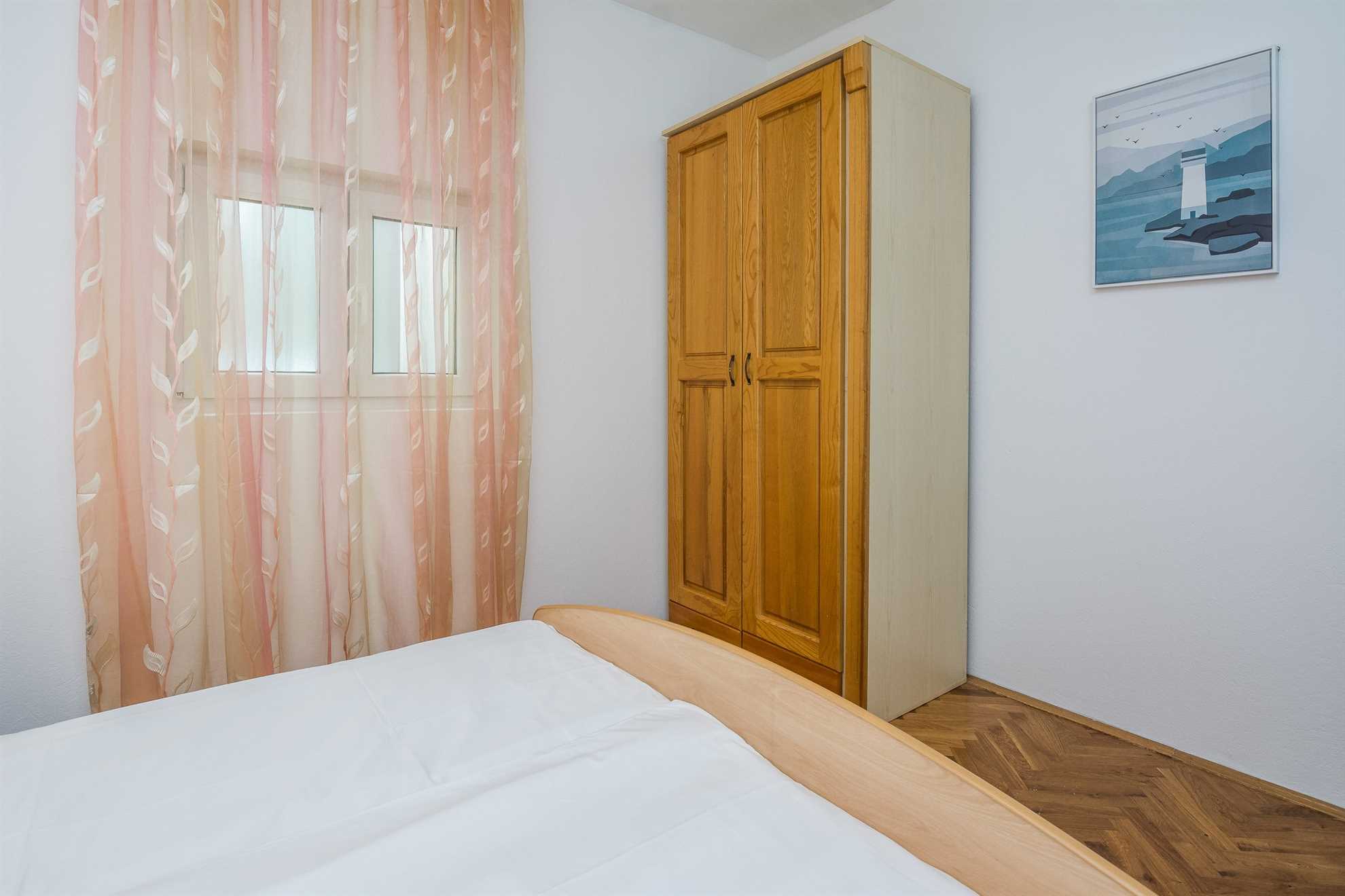Ideal for 4 persons | Partial sea view