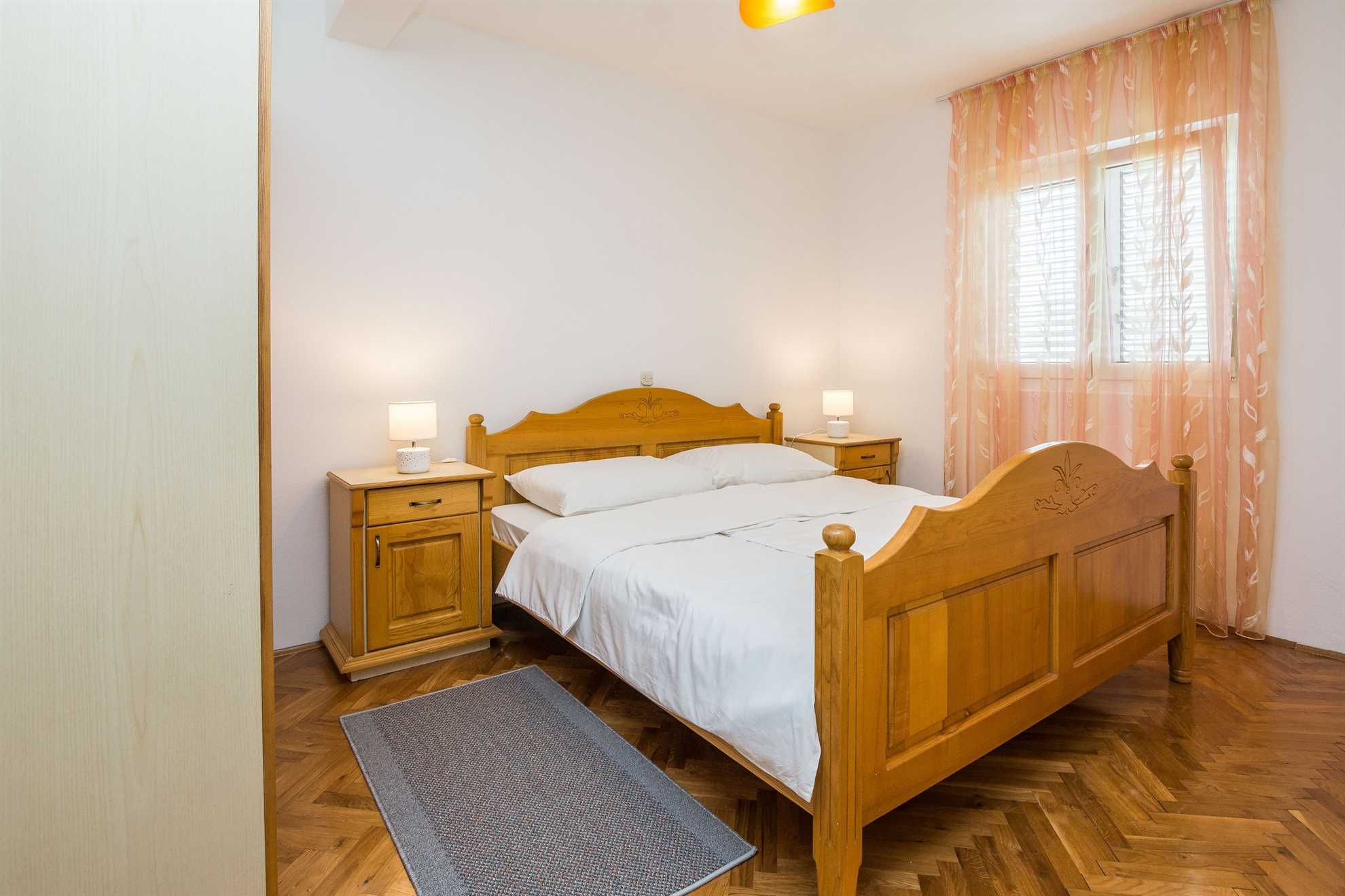 Ideal for 4 persons | Partial sea view
