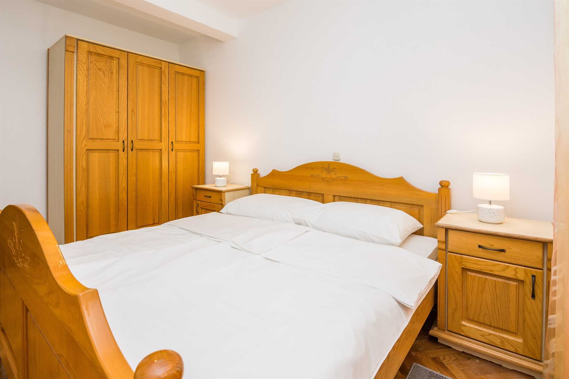 Ideal for 4 persons | Partial sea view