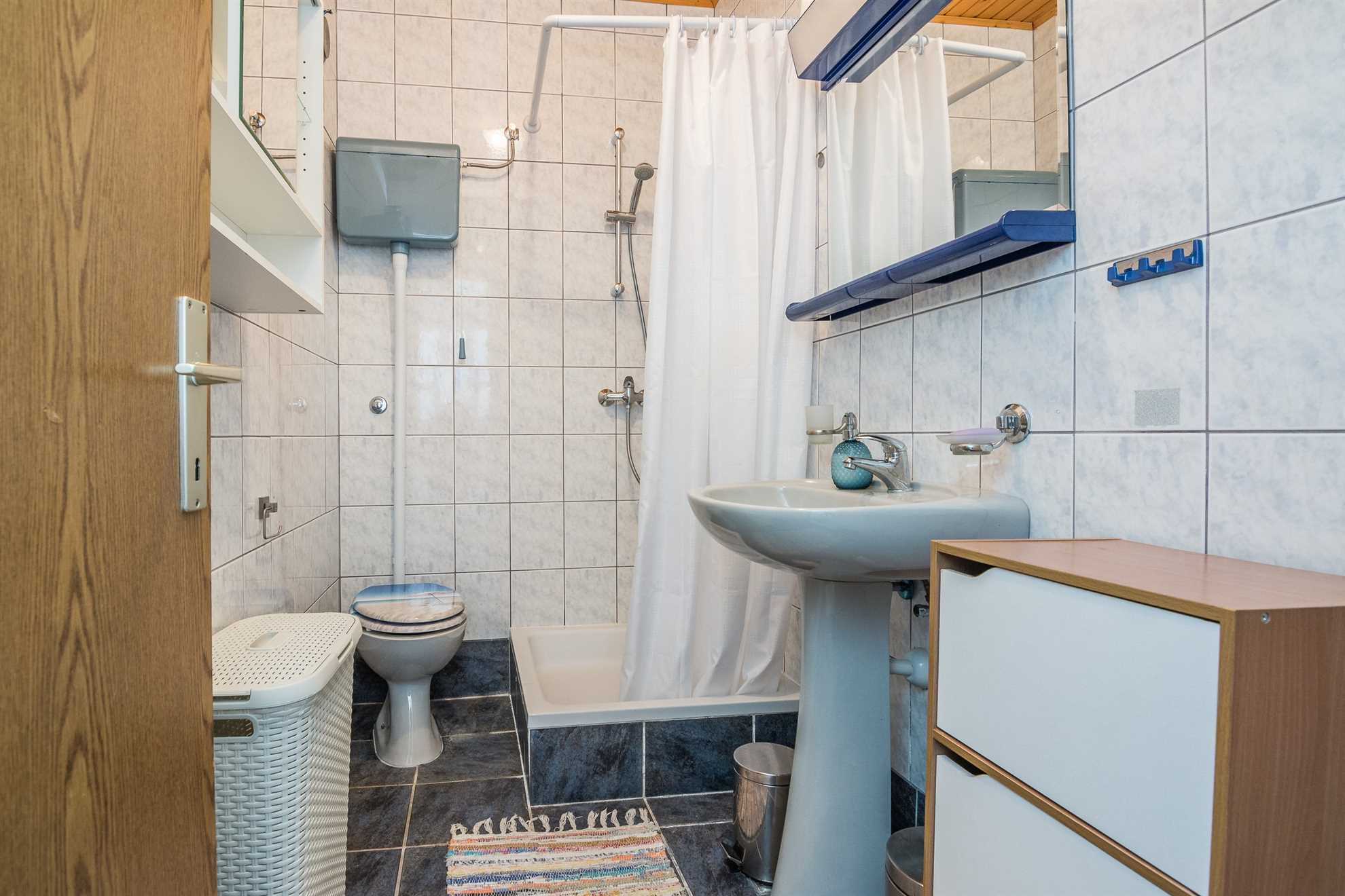 Apartment just 20 m from beach | fully equipped | ideal for 2-3 persons