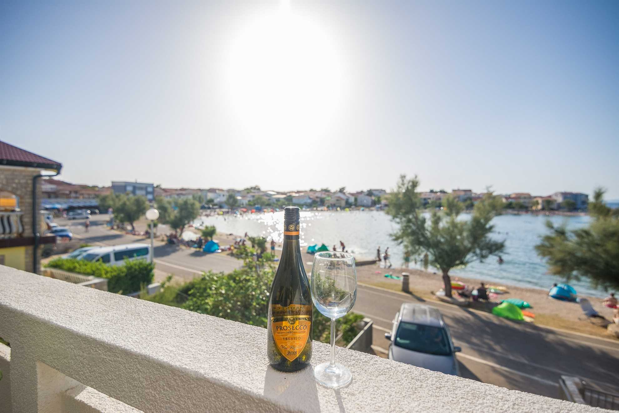 Apartment just 20 m from beach | fully equipped | ideal for 2-3 persons
