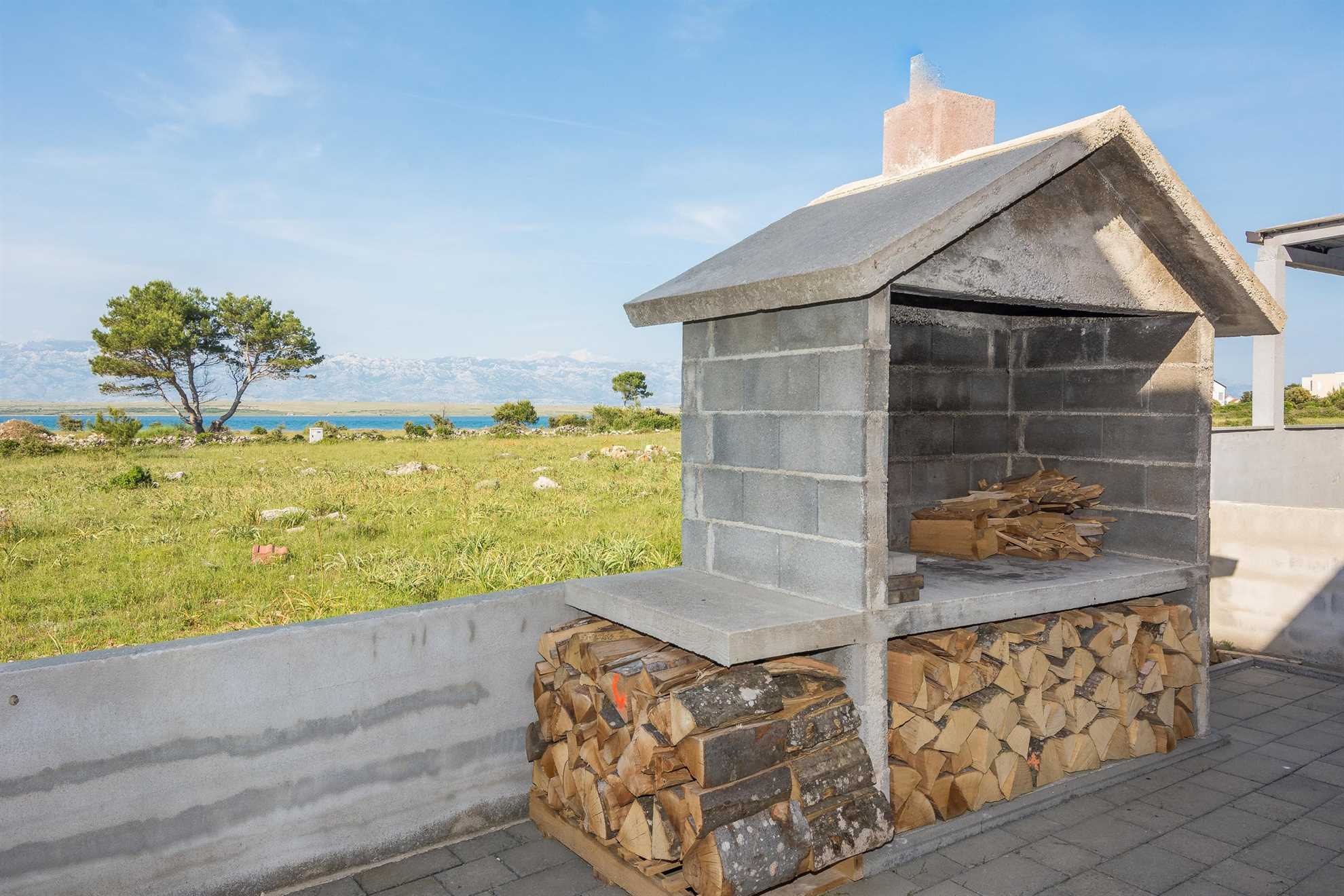 Just 300m from beach | apartment ideal for 2-4 persons