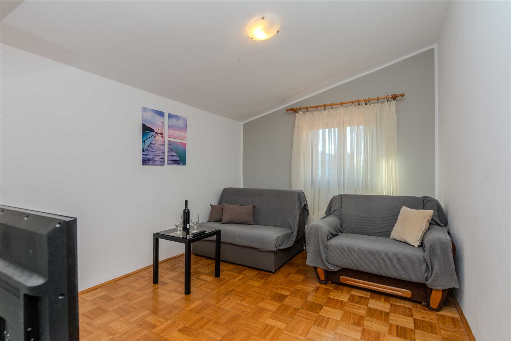 Apartment in a quiet area | for 2-4 persons | 400 m from the sea