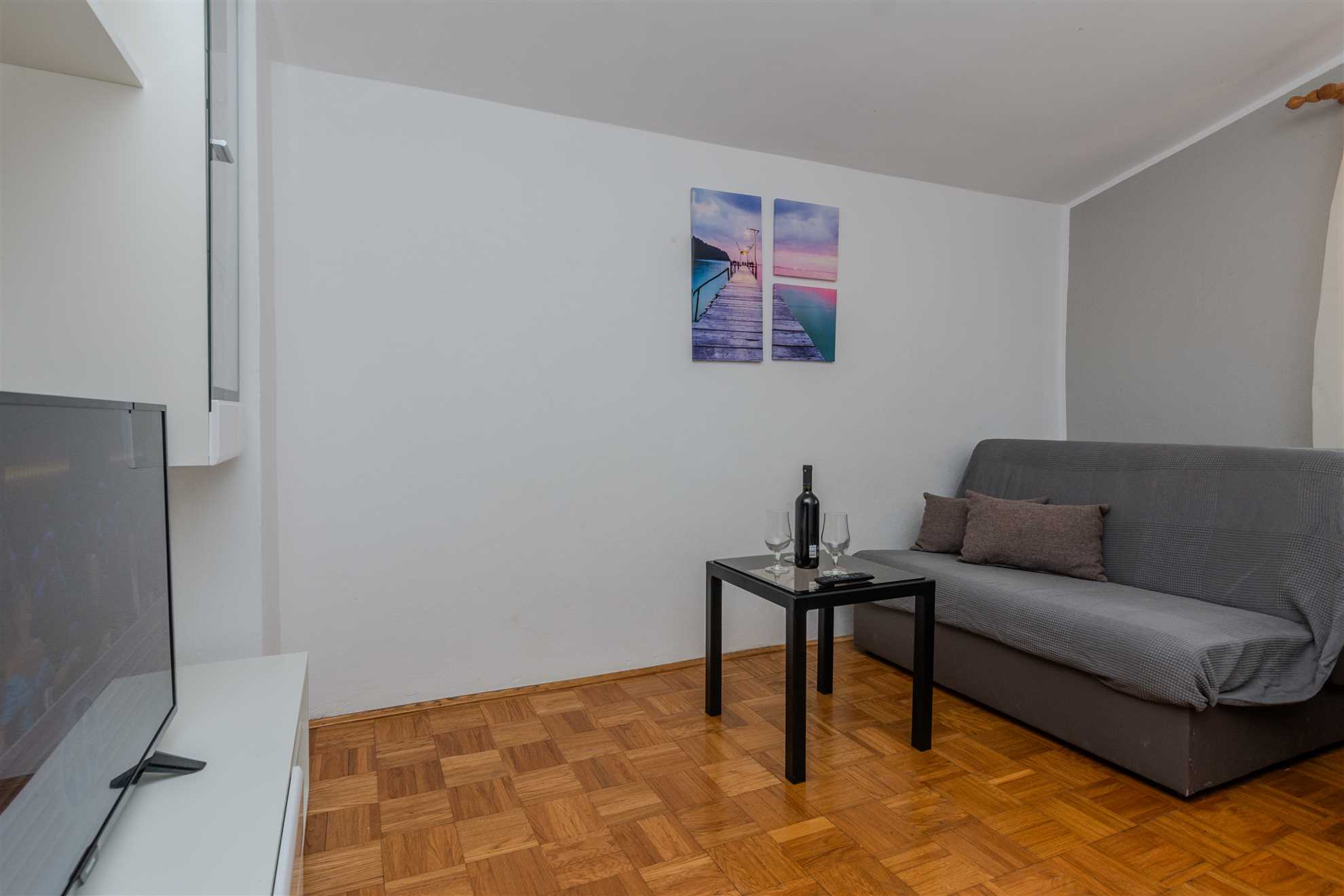 Apartment in a quiet area | for 2-4 persons | 400 m from the sea