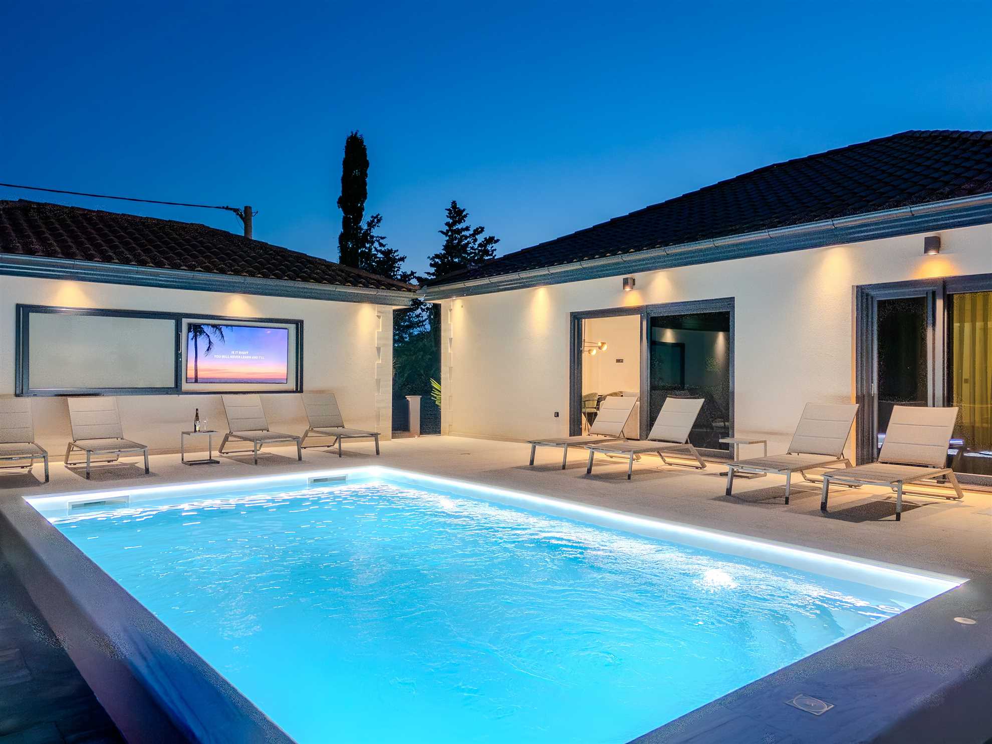 New and modern villa | For 6-7 persons | Private pool