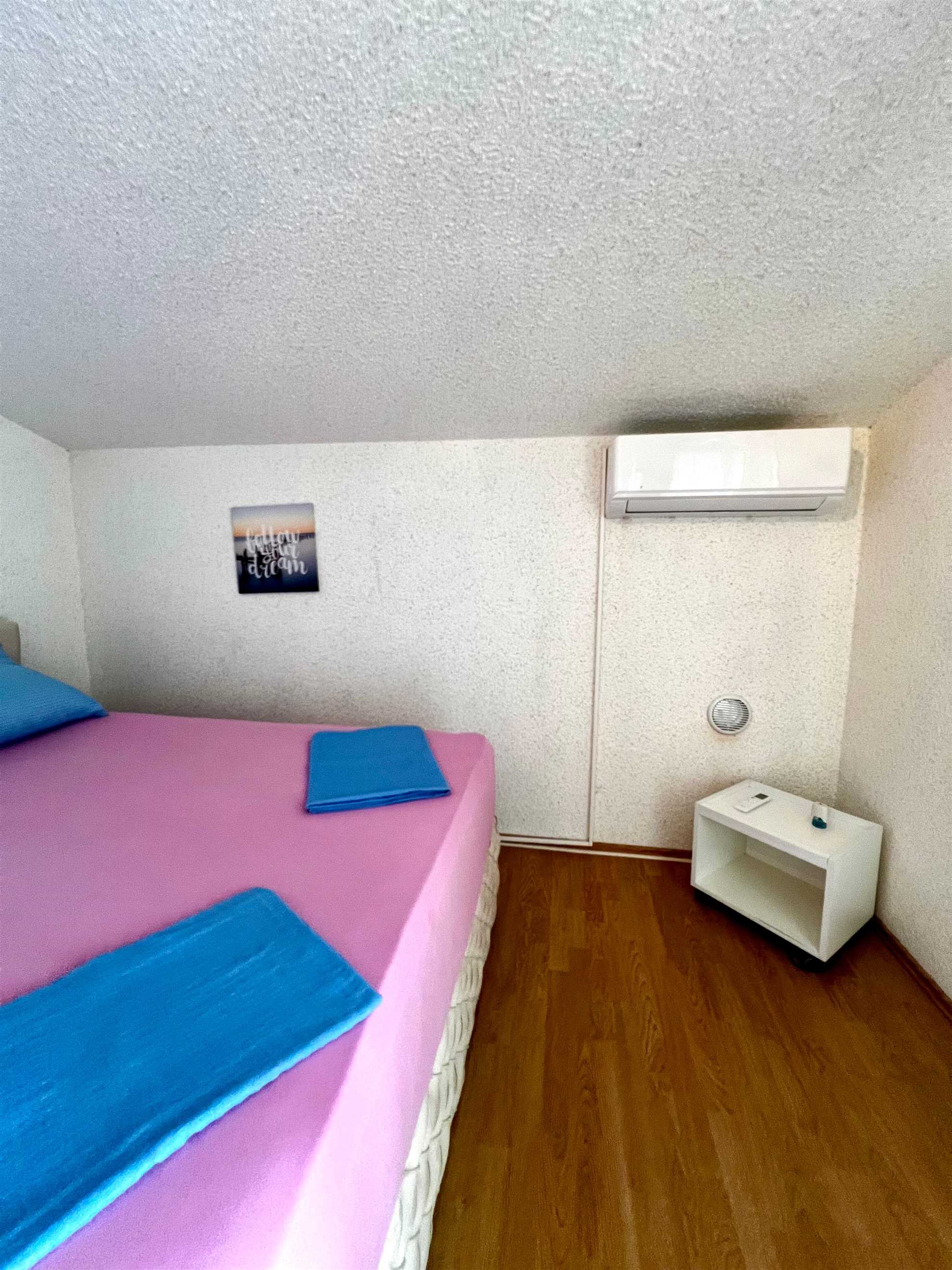 Sea view | 100 m from beach | Comfortable apartment for 4-6 persons