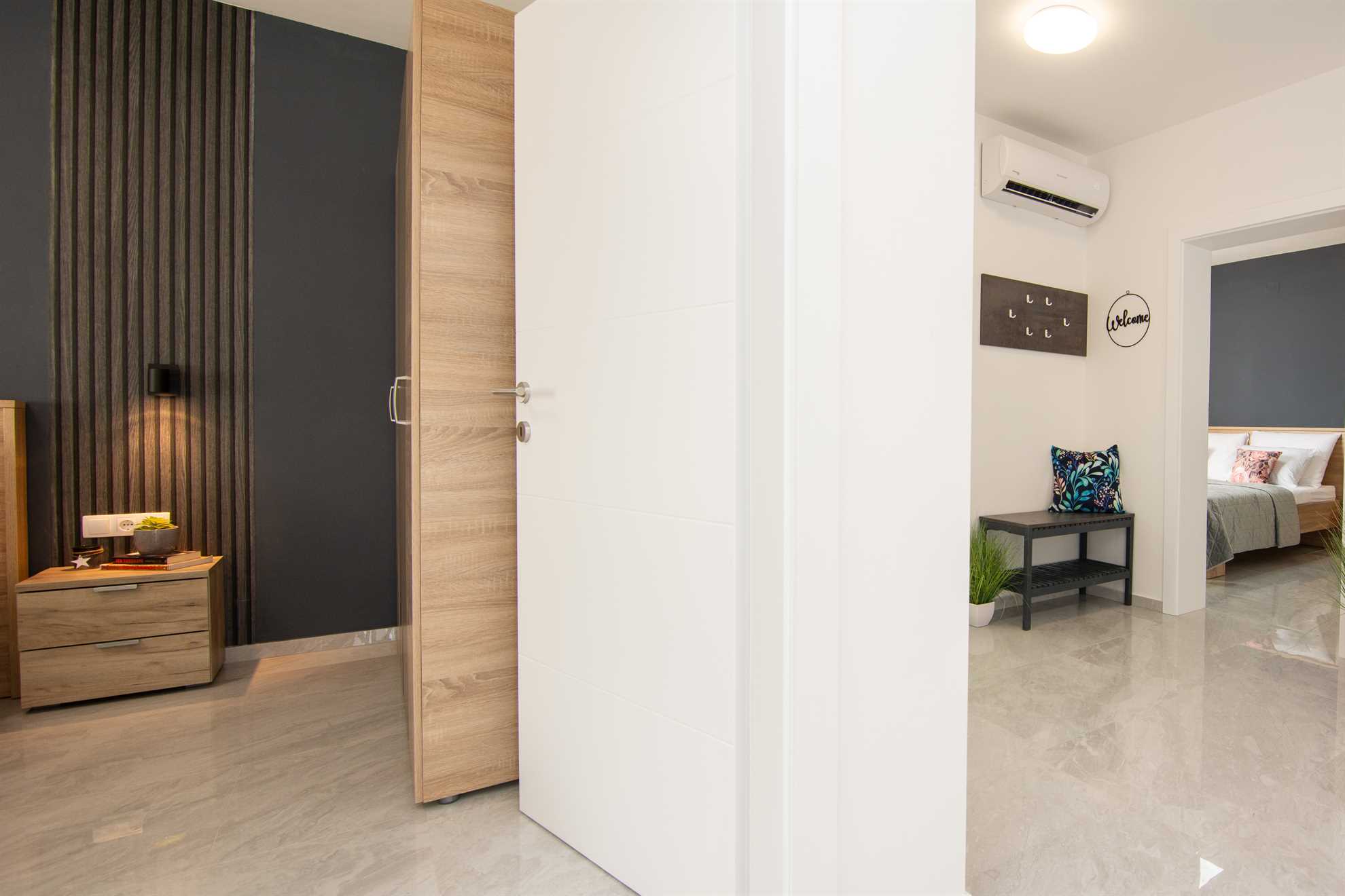 Deluxe apartment | for 4 persons | Private swimming pool