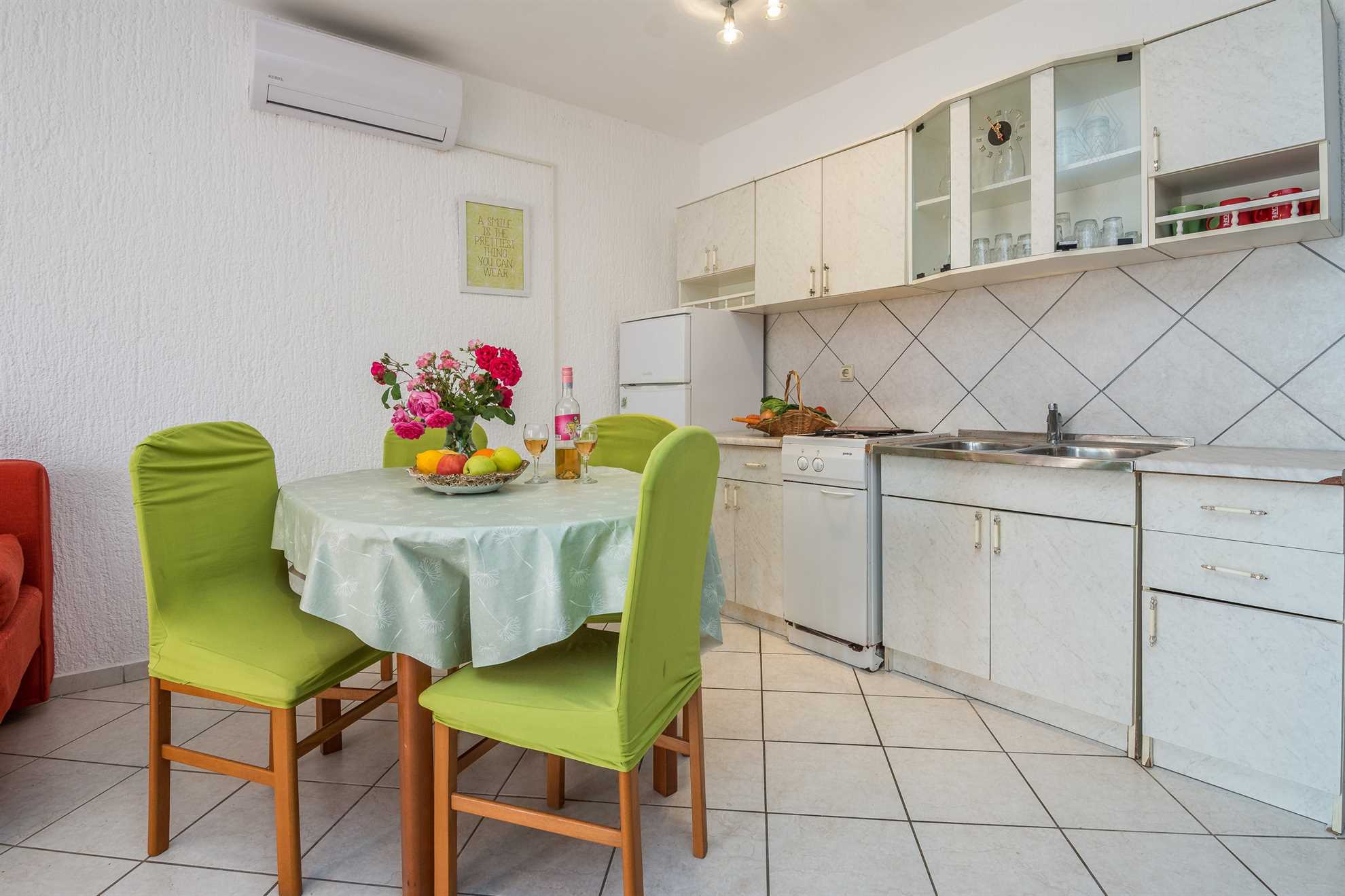 Beachfront | Ideal for 4 people