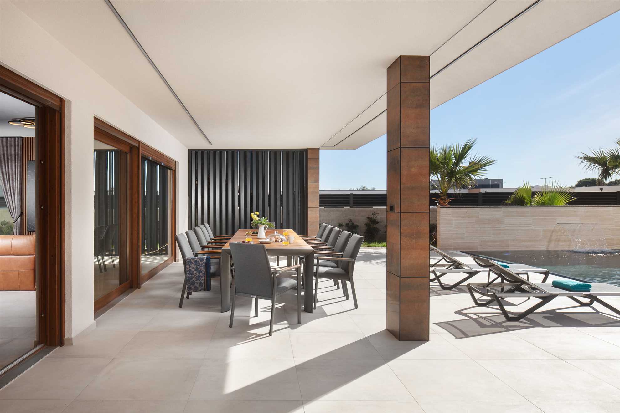 5 Sterne LUX Villa | für 12 Personen | Pool, Jacuzzi, Sauna, Fitnessstudio