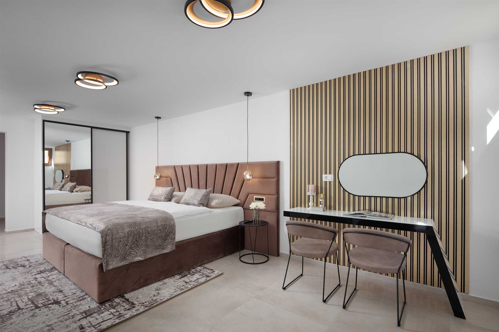 5 Sterne LUX Villa | für 12 Personen | Pool, Jacuzzi, Sauna, Fitnessstudio