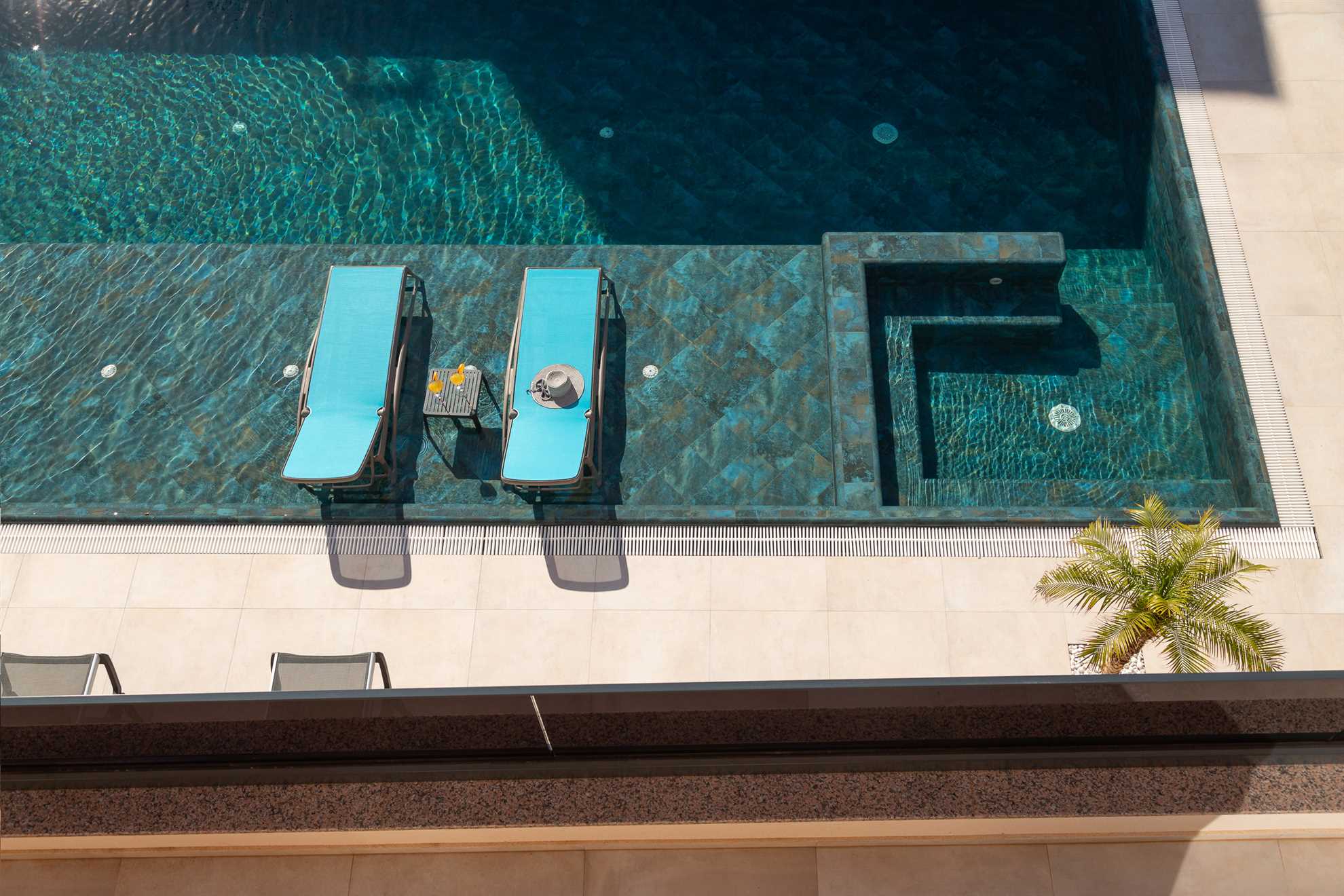 5 Sterne LUX Villa | für 12 Personen | Pool, Jacuzzi, Sauna, Fitnessstudio