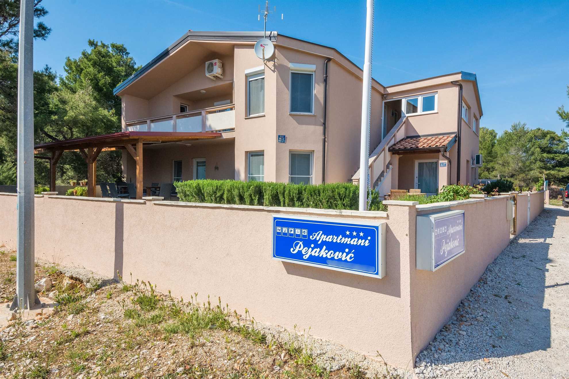 Apartment in a quiet area | for 2-3 persons | 600 m from beach