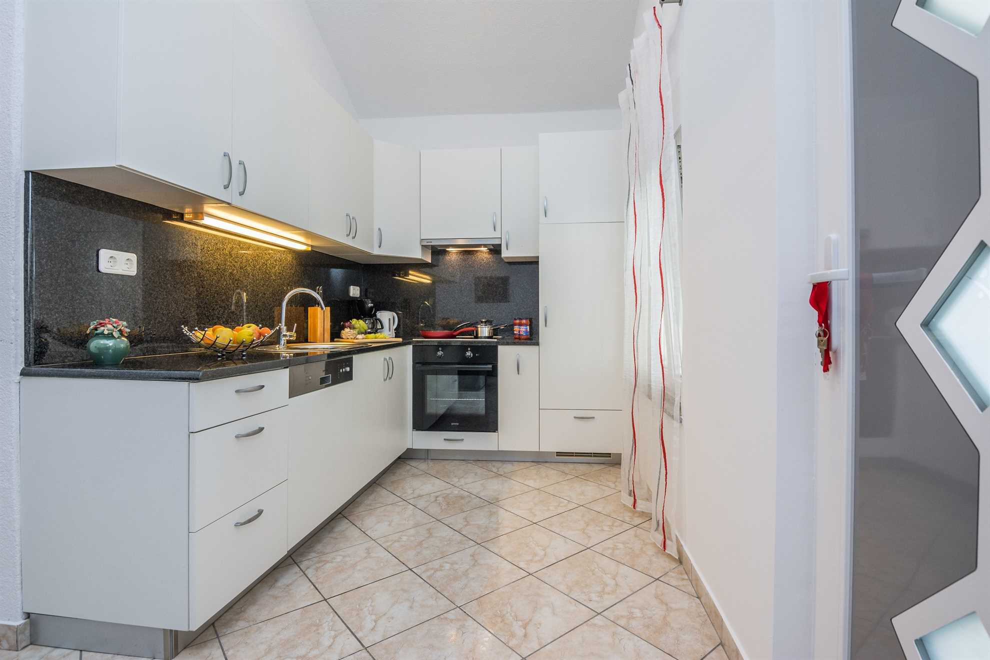 Apartment in a quiet area | for 4 persons | 20 m from beach