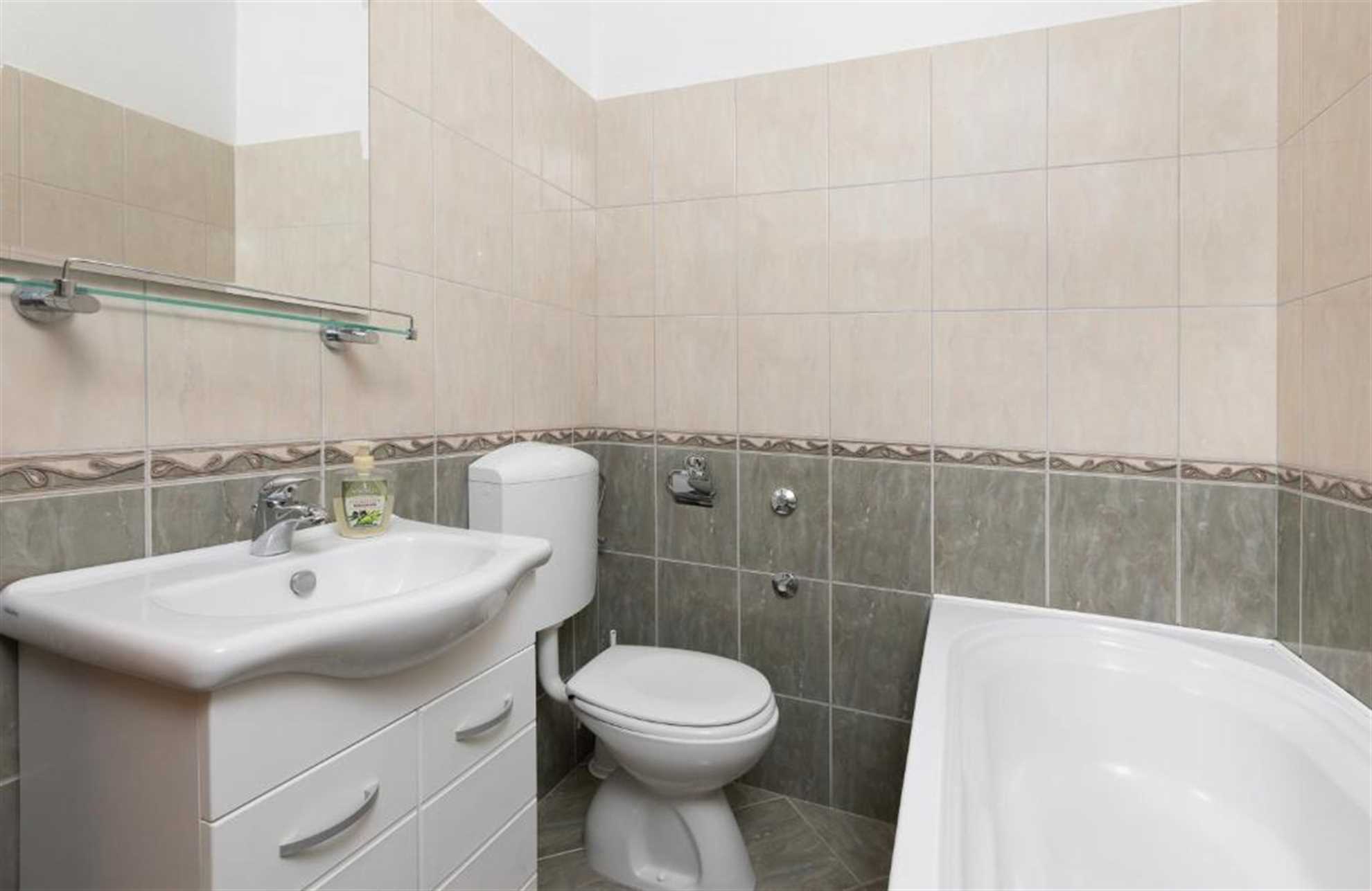 Third floor apartment