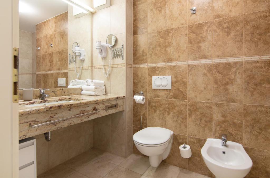 Marina Portoroz - Two bedroom Apartment with Terrace Rose M