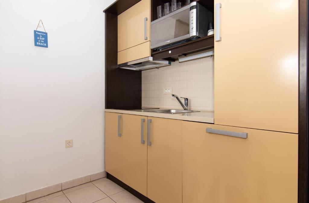 Marina Portoroz - Two bedroom Apartment with Terrace Rose M
