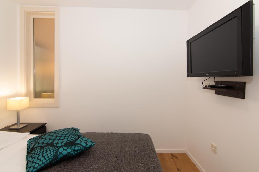 Marina Portoroz - Two bedroom Apartment with Terrace Rose M