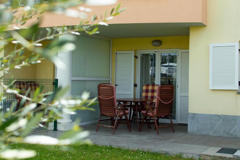 Marina Portoroz - Two bedroom Apartment with Terrace Rose M