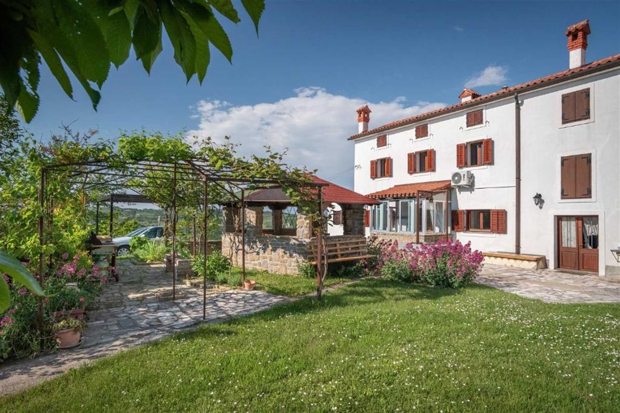 Izola - House Rustikana