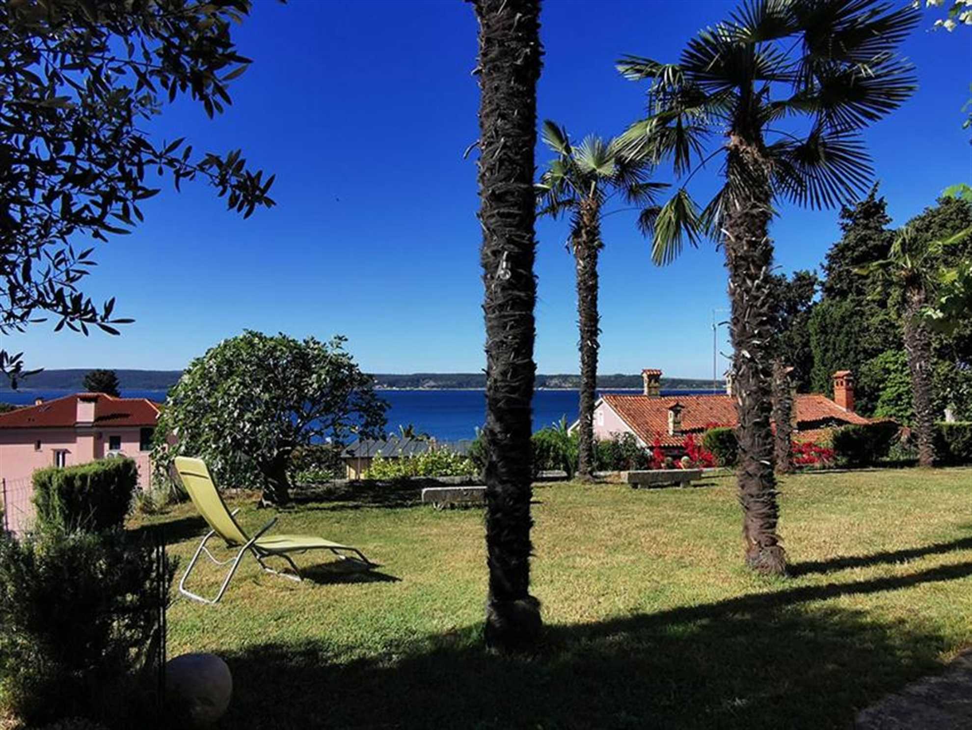 Apartment with Terrace & Sea View Nea E Portoroz