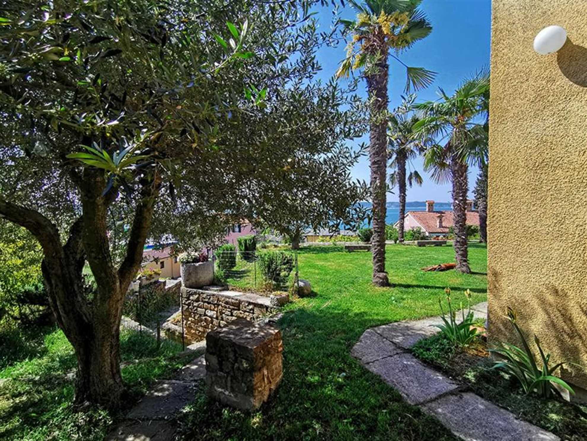 Apartment with Terrace & Sea View Nea E Portoroz