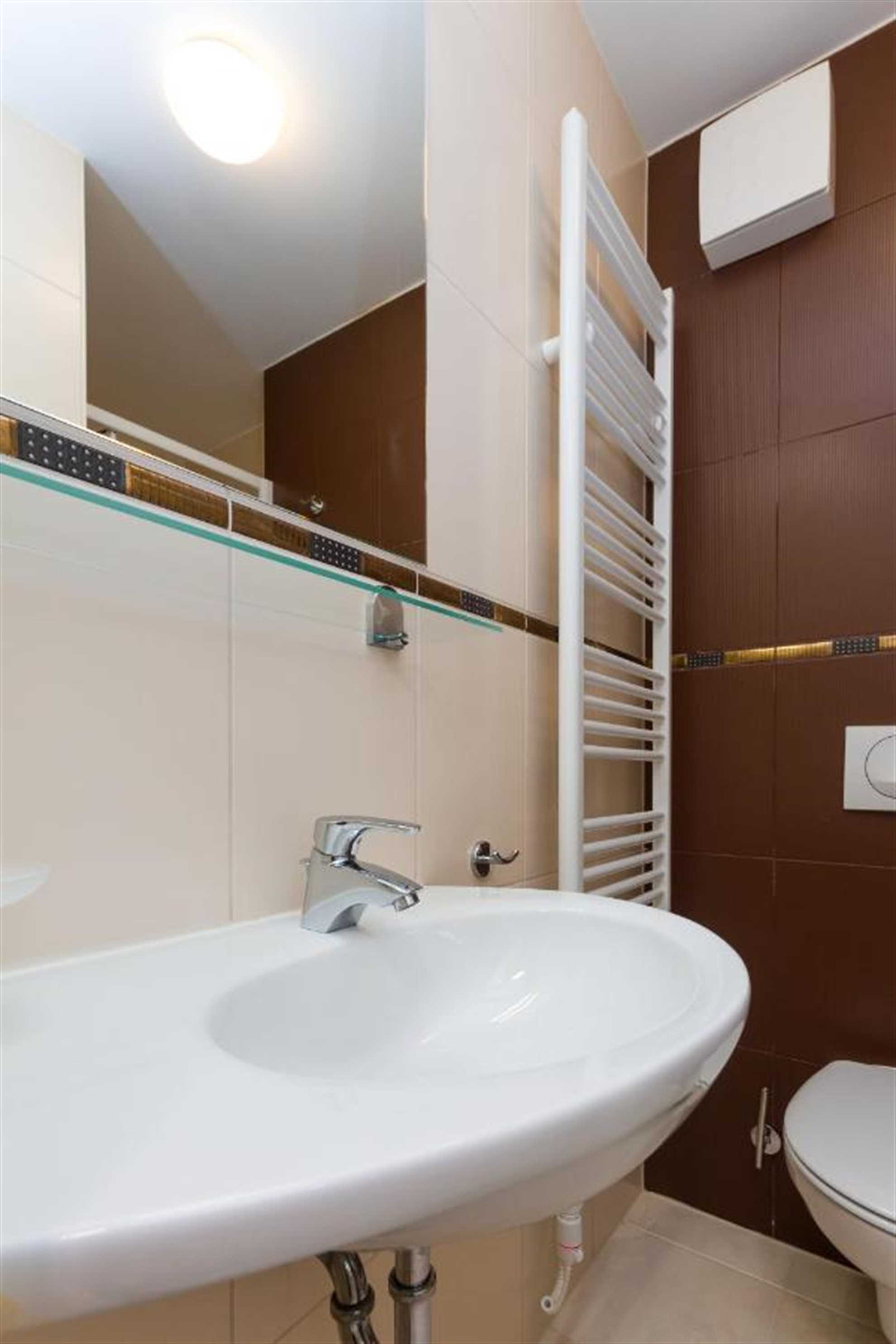 One Bedroom Premium Apartment 310 with Balcony and Sea side