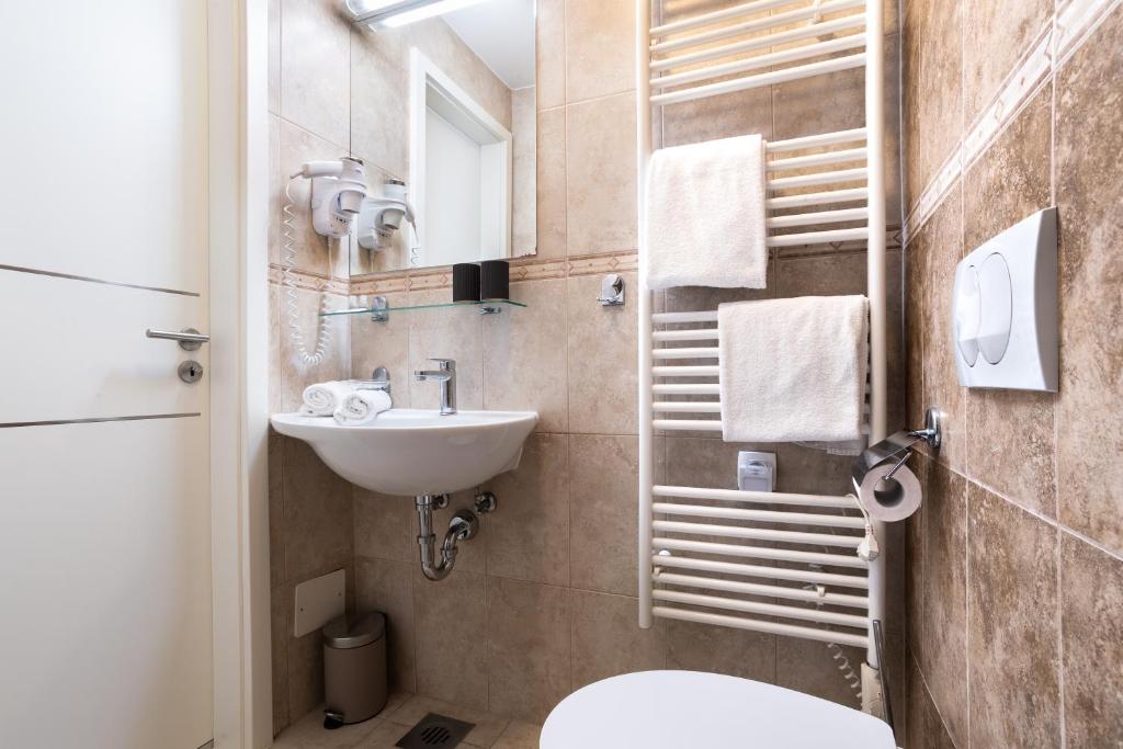 Marina Portoroz - Two Bedroom Apartment with Terrace Ammonite