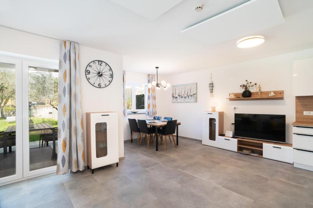 Marina Portoroz - Two Bedroom Apartment with Terrace Ammonite