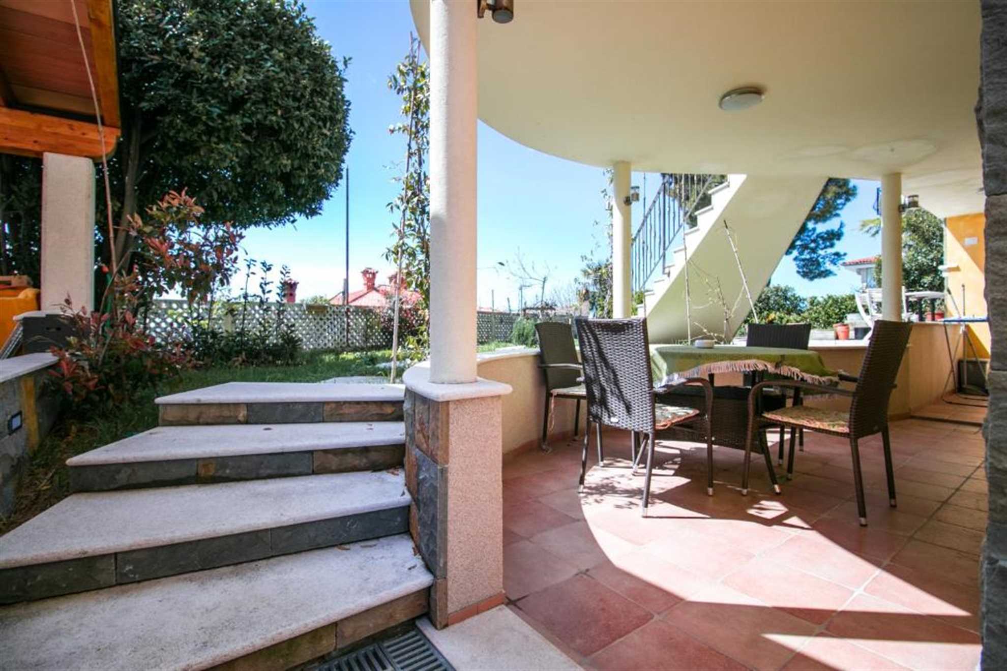 One Bedroom Apartment with Terrace Apartim Piran