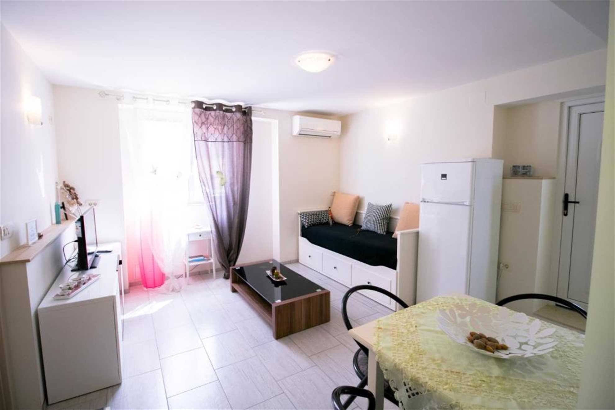 One Bedroom Apartment with Terrace Apartim Piran