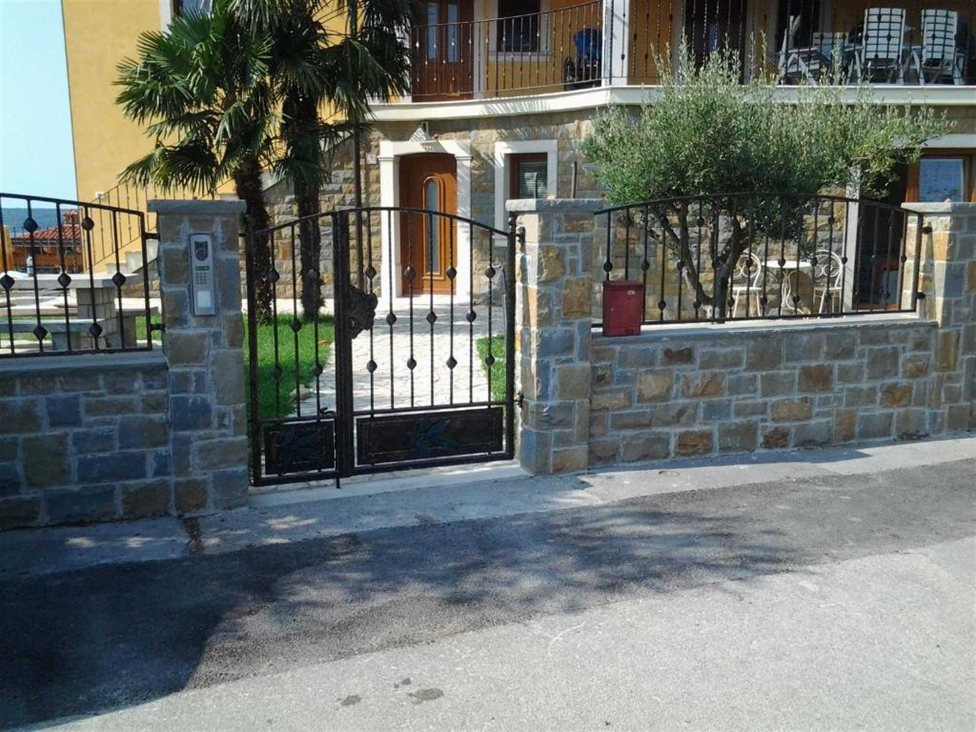 Penthouse Duplex with Balcony & Sea view Apartim Piran