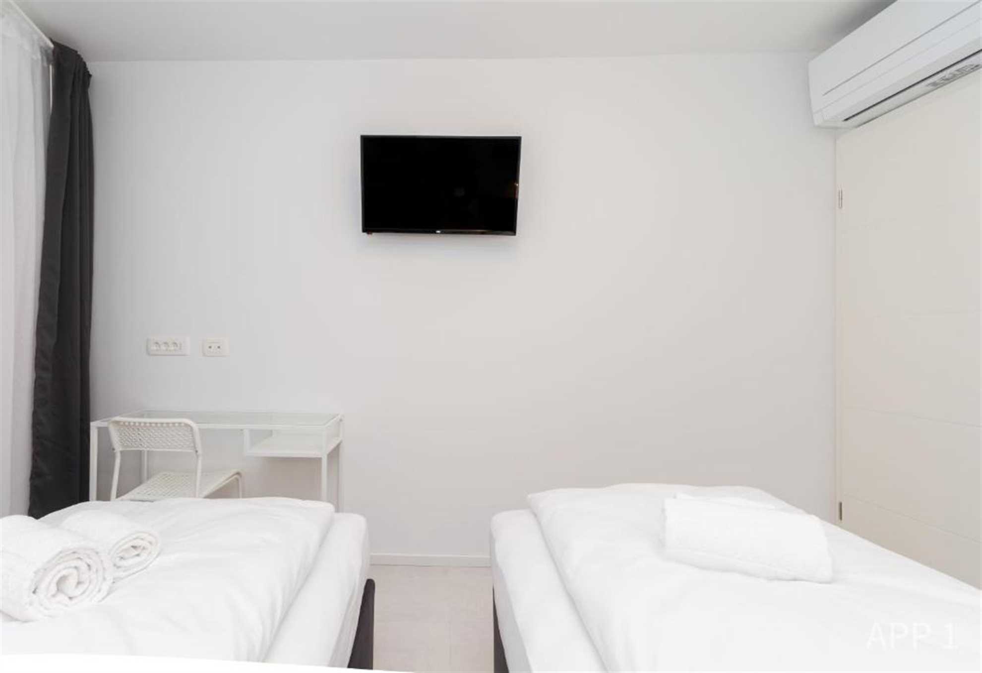 Premium Two Bedroom City Center Apartment Tartini 1 Piran