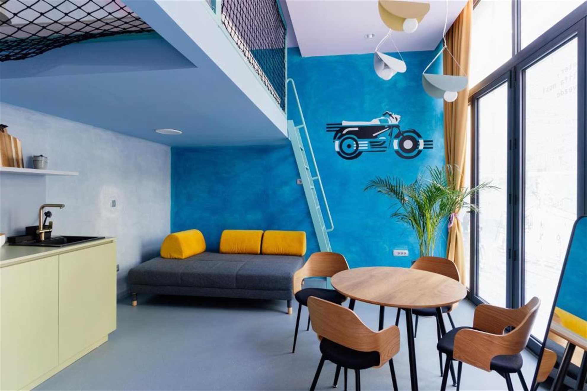 Design Studio Apartment Cop Tomosmatik Koper