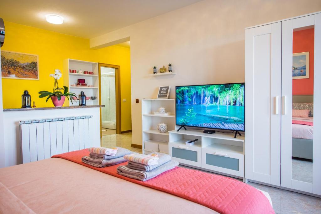 Studio Apartment Olive Oil Homestead Milok