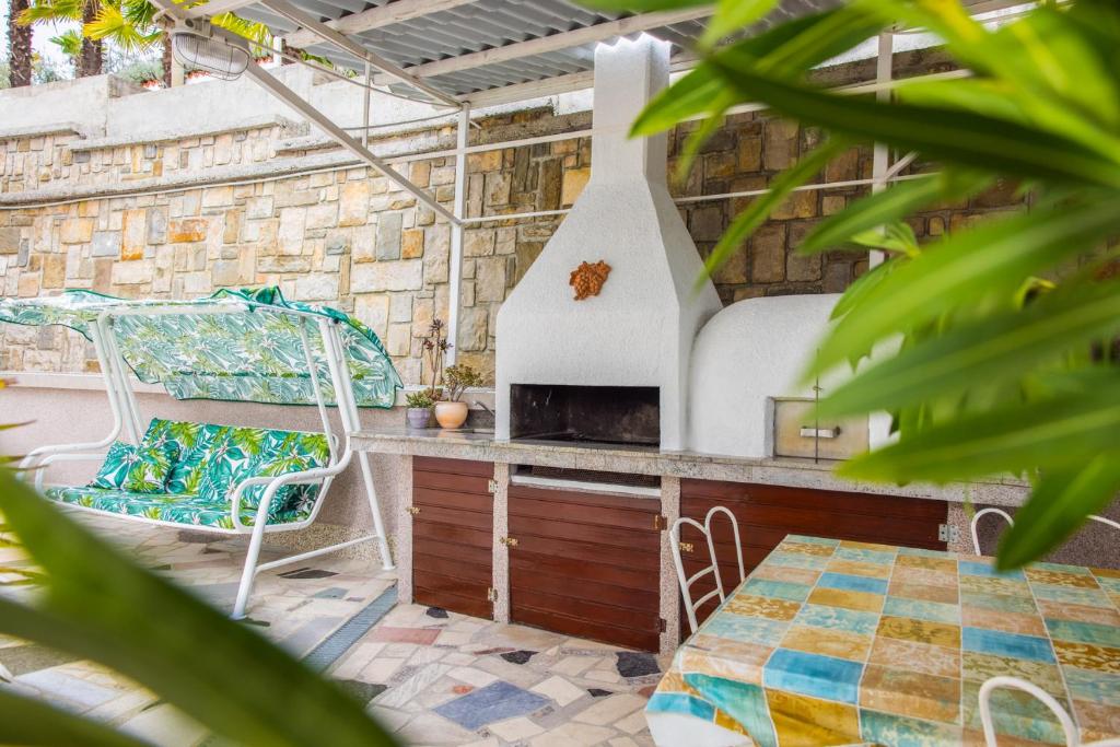 Two Bedroom Apartment Olive Oil Homestead Milok