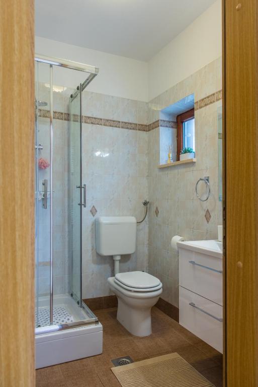 Two Bedroom Apartment Olive Oil Homestead Milok