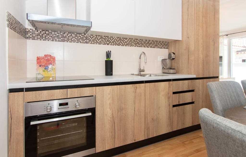 Two Bedroom Apartment with Terrace Elleon Piran