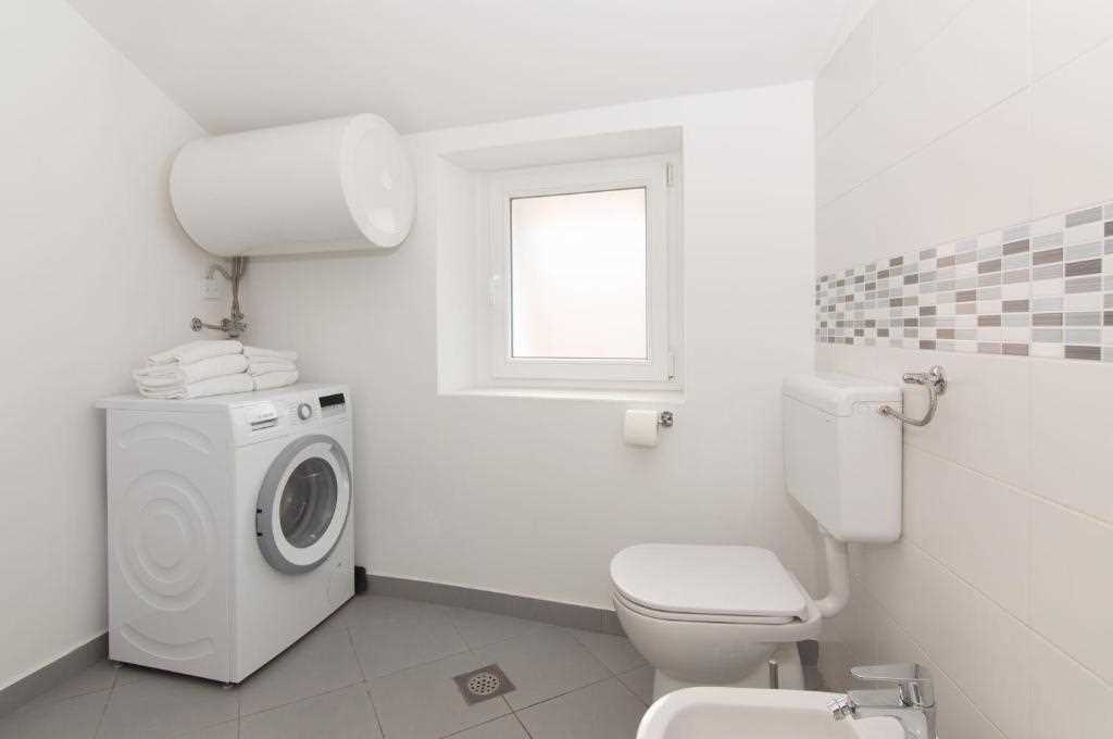 Two Bedroom Apartment with Terrace Elleon Piran