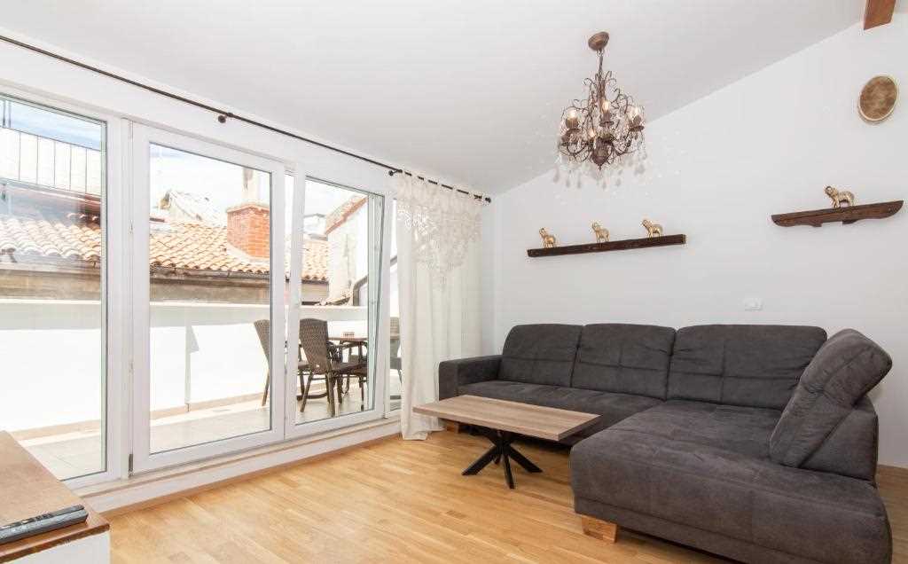 Two Bedroom Apartment with Terrace Elleon Piran