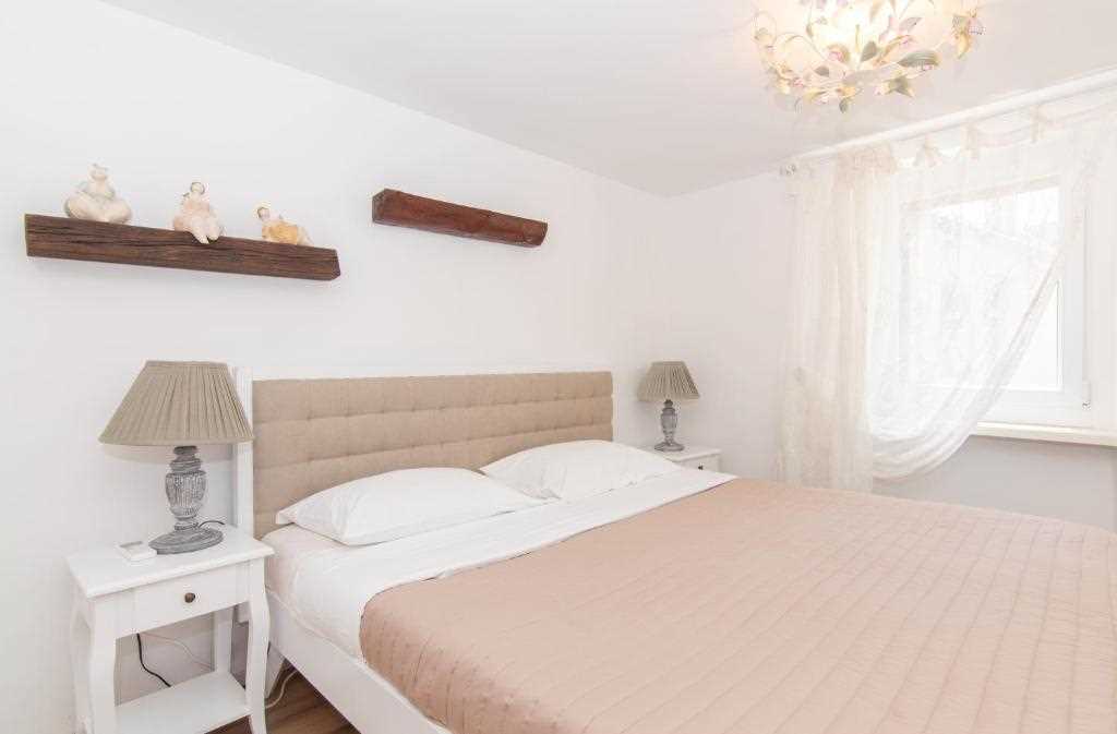 Two Bedroom Apartment with Terrace Elleon Piran