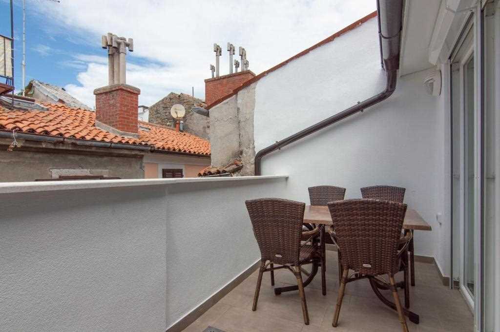 Two Bedroom Apartment with Terrace Elleon Piran
