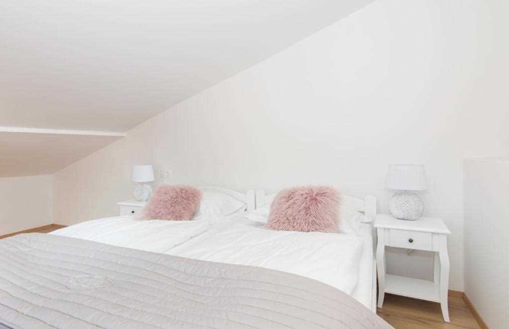 Two Bedroom Apartment with Terrace Elleon Piran