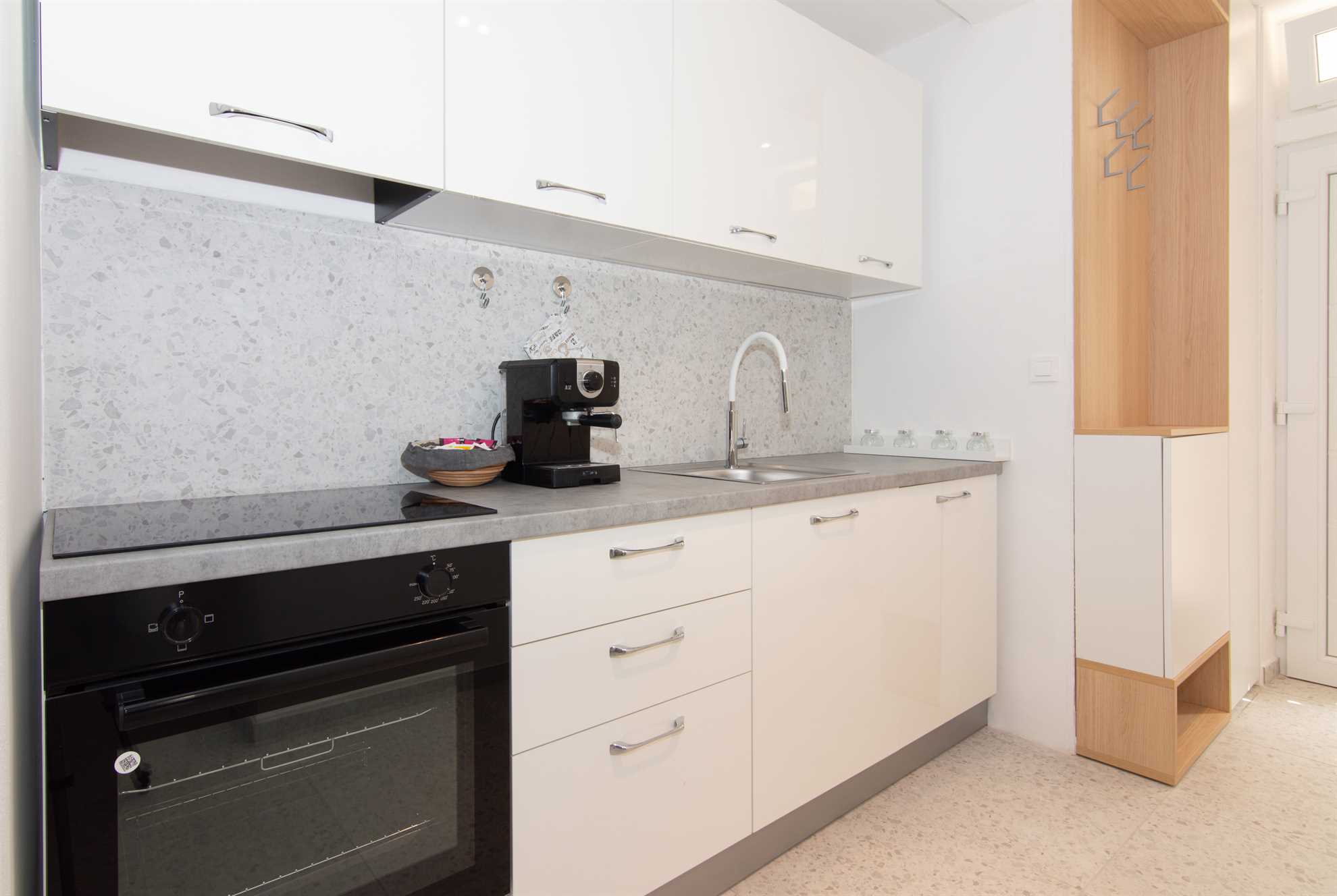 One Bedroom Apartment with terrace Rose Garden